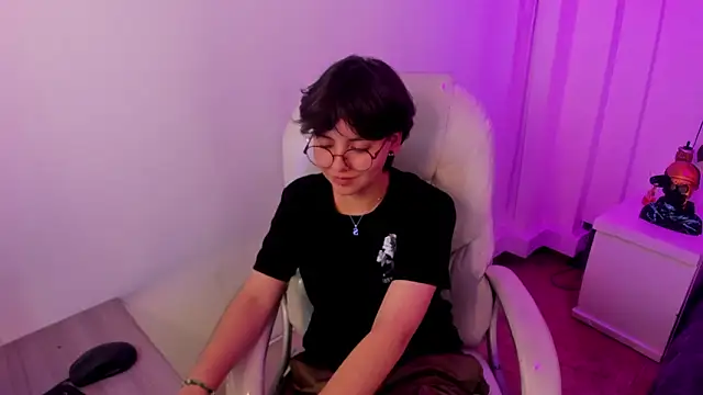 Nathaly_ds' Live XXX Chat