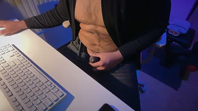 justonce2's Live XXX Chat