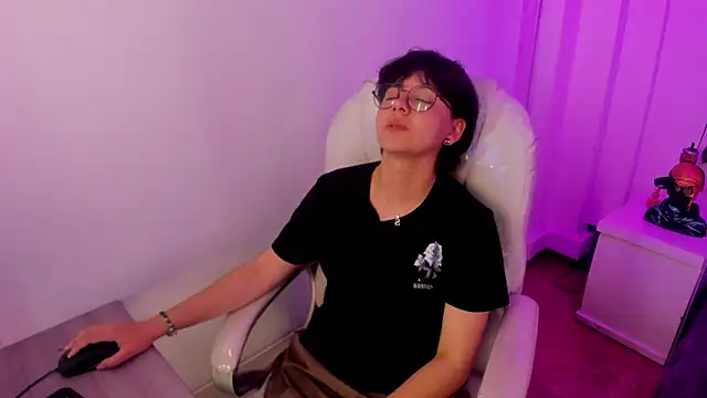 Nathaly_ds: απευθείας συνομιλία ΧΧΧ