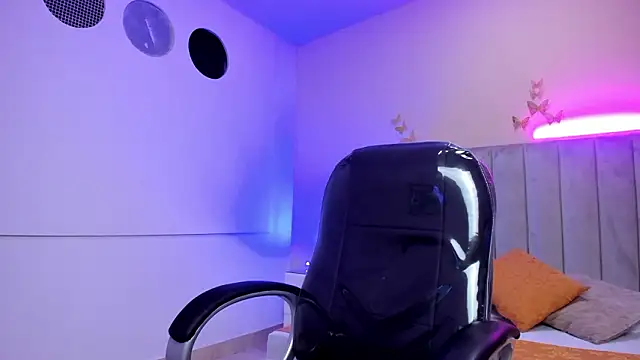 Nascary_Fox Chat XXX live