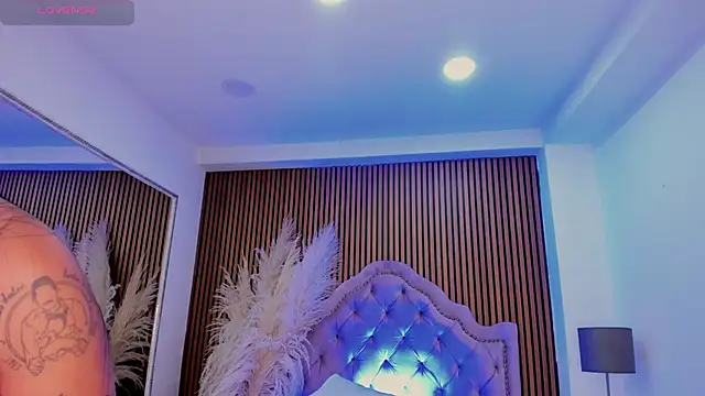 SelenaStonne: онлайн-секс-чат