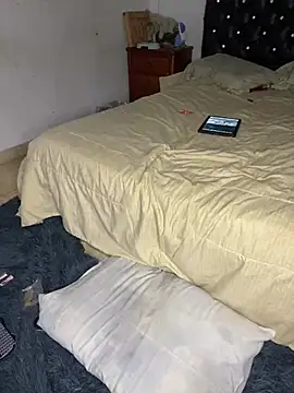 VenusDeMilo_55 Adlı Modelin Canlı XXX Sohbeti