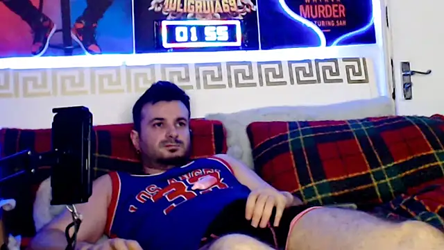 FuckToyBoy69: διαδικτυακό σόου στην κάμερα