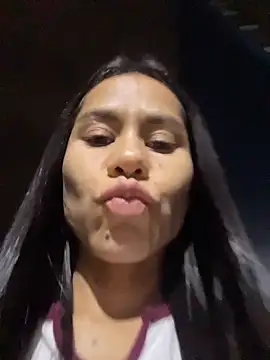 dominantandsubmissiveshow Adlı Modelin Canlı XXX Sohbeti