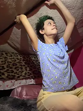 Tamiii420: онлайн-секс-чат