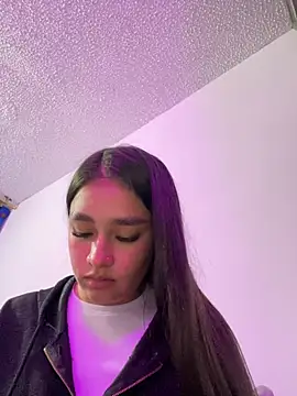 I_samantha Chat XXX in diretta