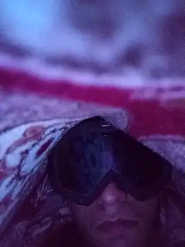 Elbayda: απευθείας συνομιλία ΧΧΧ