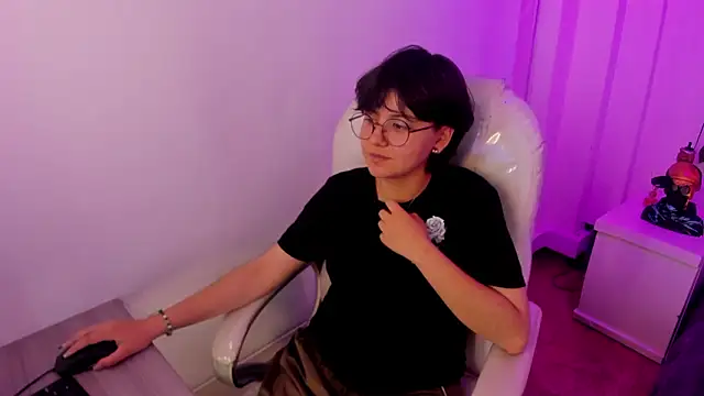 Chat +18 de Nathaly_ds ao vivo