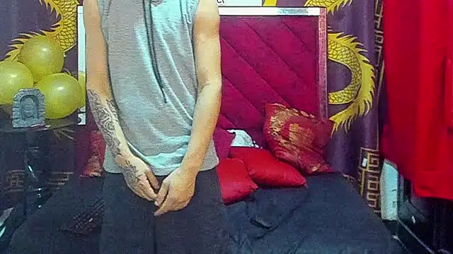 Show Webcam de Pride_couple