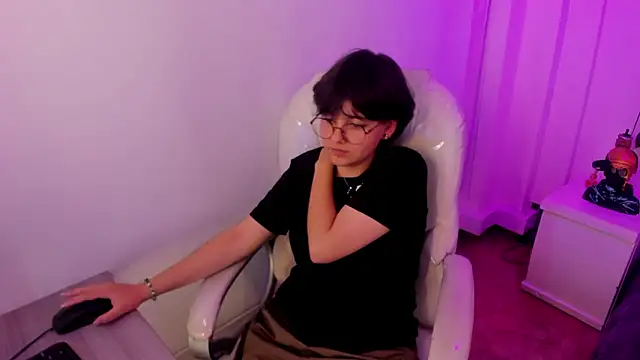 Nathaly_ds élő XXX-chatje