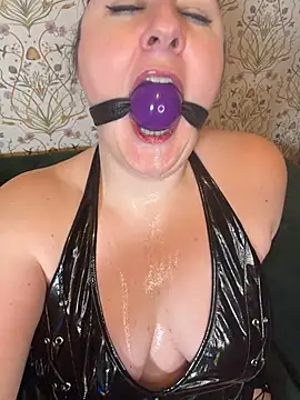 Lacey-BBW Live XXX Chat