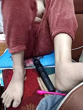 Haralushiaaa élő XXX-chatje