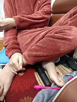 Онлайн чат XXX Haralushiaaa