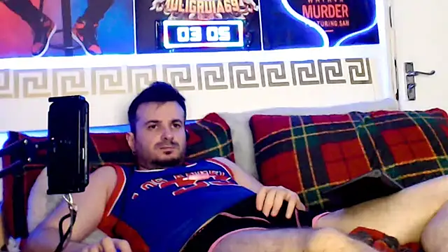 FuckToyBoy69 Adlı Modelin Canlı XXX Sohbeti