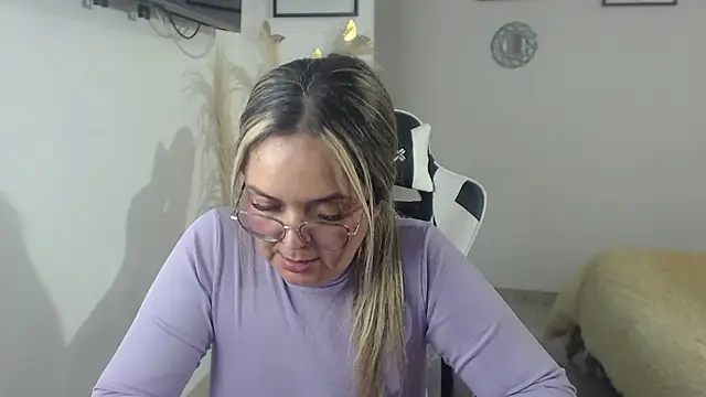 samy_vsn élő XXX-chatje