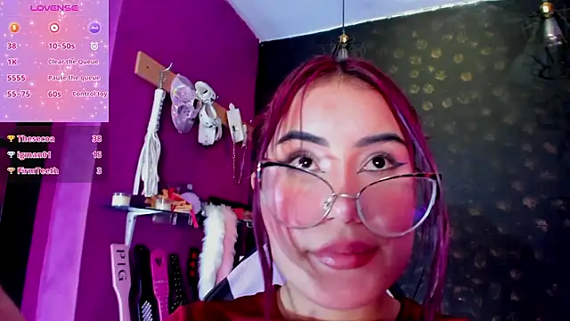 Alexa_Slave Live XXX-chat