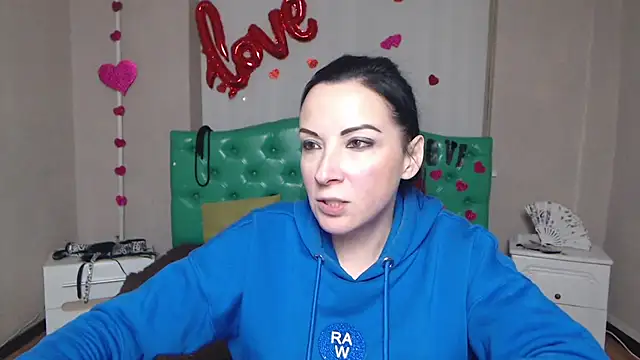 Онлайн чат XXX ElizabethSho