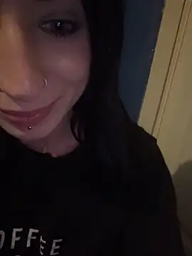 MissMidnightUK 现场XXX聊天