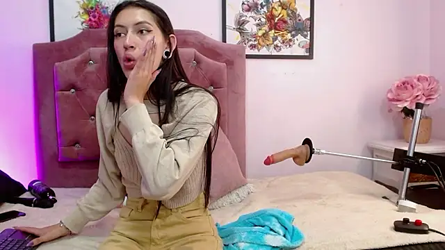 sara17_ élő XXX-chatje