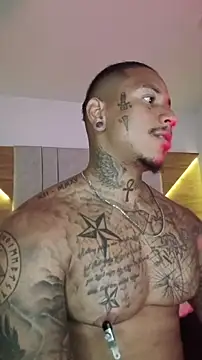 Chat XXX Live David_tatto1