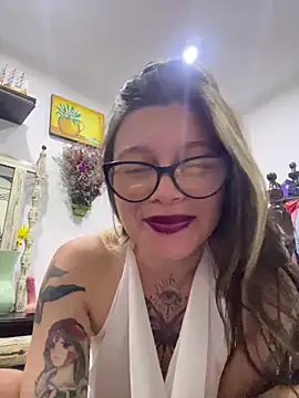 دردشة KoraSweett الجنسية المباشرة