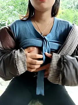 Rubyy_Nk élő XXX-chatje