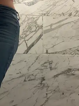 XXX chat uživo modela Isabella21_