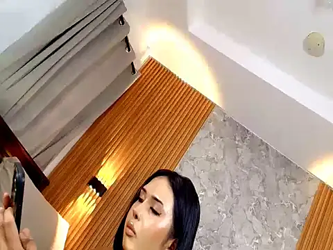 Онлайн чат XXX MiaFuckingWill