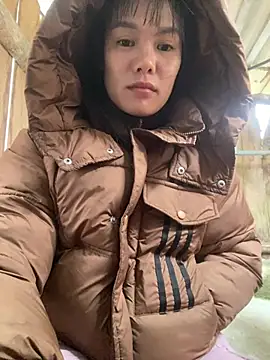 PhanHaa Chat XXX in diretta