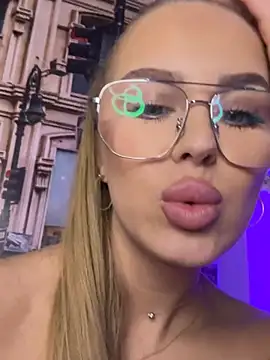 AubrieleRouj1 – Naživo XXX chat