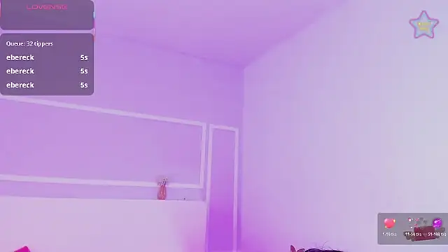 TianaGlow26's Live XXX Chat