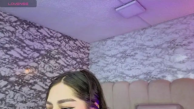 Dayan_v_ élő XXX-chatje