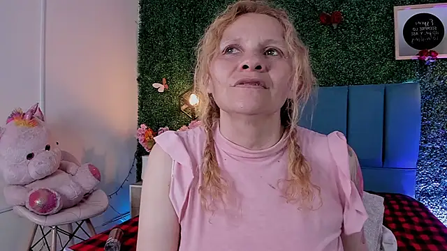 Evangelyne_rose Chat XXX in diretta