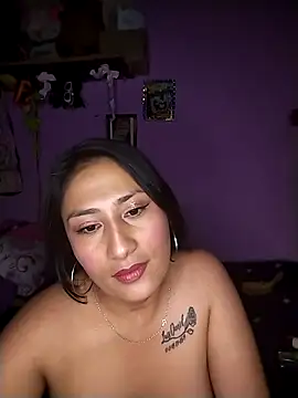 Czat XXX na żywo – Ammeliia_