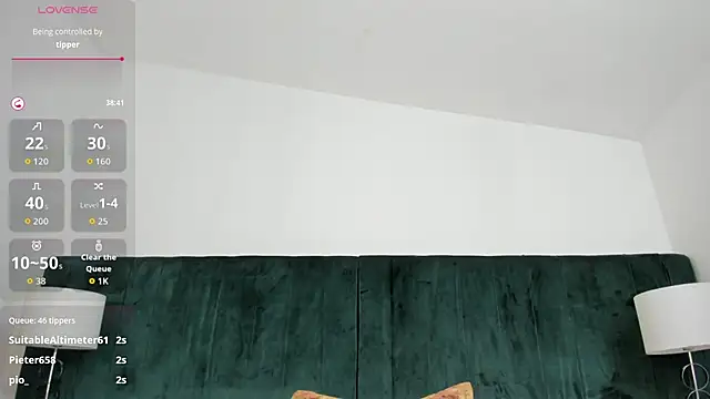 Scarlett__Noir élő XXX-chatje