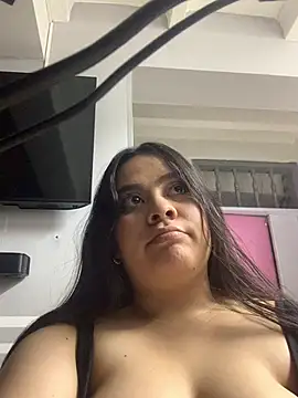 Chat XXX ao vivo de Monserratt_J