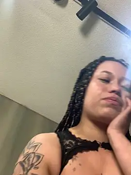 Diosa_Pink Adlı Modelin Canlı XXX Sohbeti