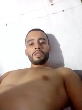 im_Axel: διαδικτυακό σόου στην κάμερα