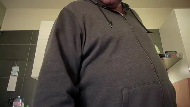 theitalianbear's Webcam Show