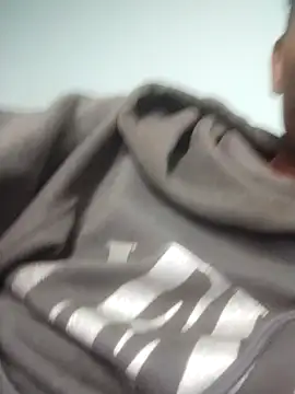 PrabV0319のライブXXXチャット