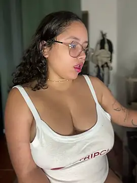 CurlyGirl_1 Live XXX-Chat