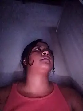 Giselabrunette25's Live XXX Chat