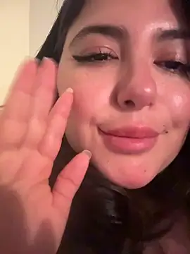 sukhakunis1's Live XXX Chat