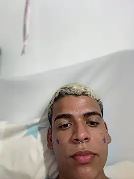 PrincesLeo: απευθείας συνομιλία ΧΧΧ