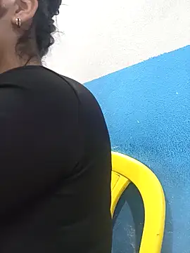 Nathaly_12's Live XXX Chat