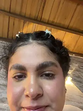 Yassy_vazquez Chat XXX in diretta