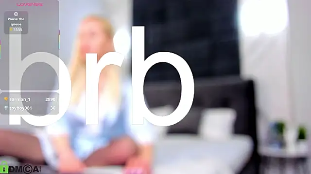 Chat XXX en directo de KiraSun