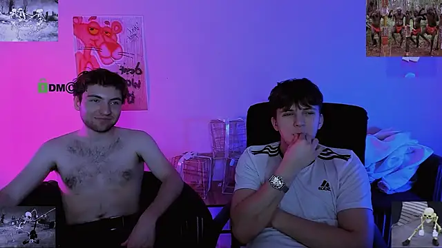 travis_wolf_ Pertunjukan Webcam