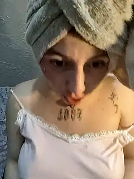 Kitty_Melodi 라이브 XXX 채팅