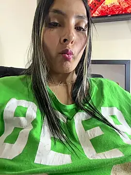 Chatroom XXX en direct de Cami_Leon2